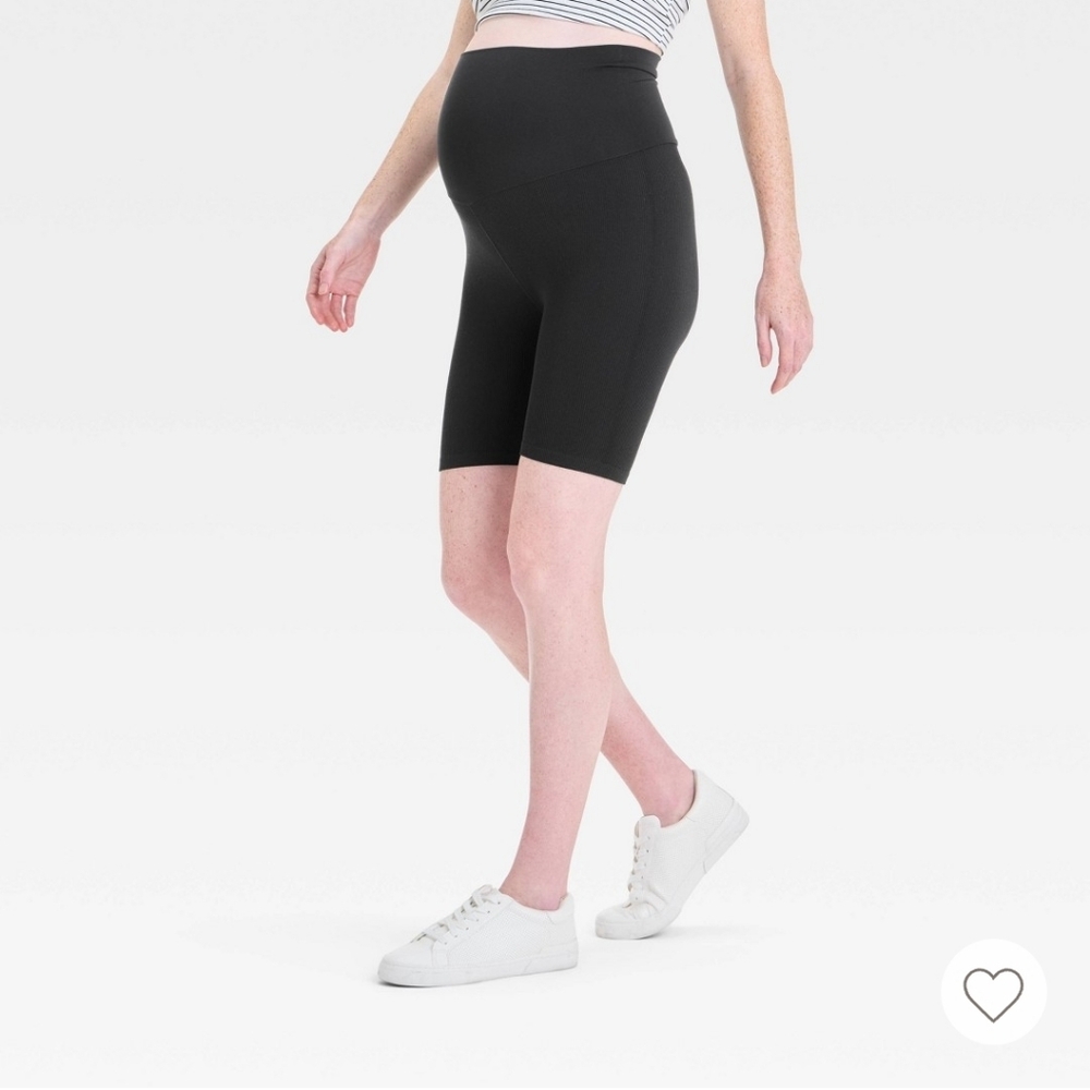 NWT Isabel Maternity Ribbed Biker Shorts